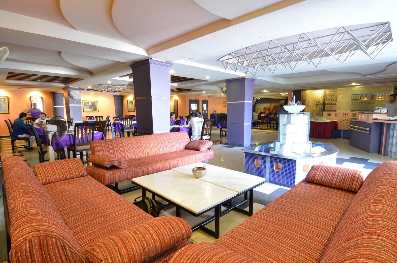 Pak Continental Hotel Bahawalpur Exterior photo
