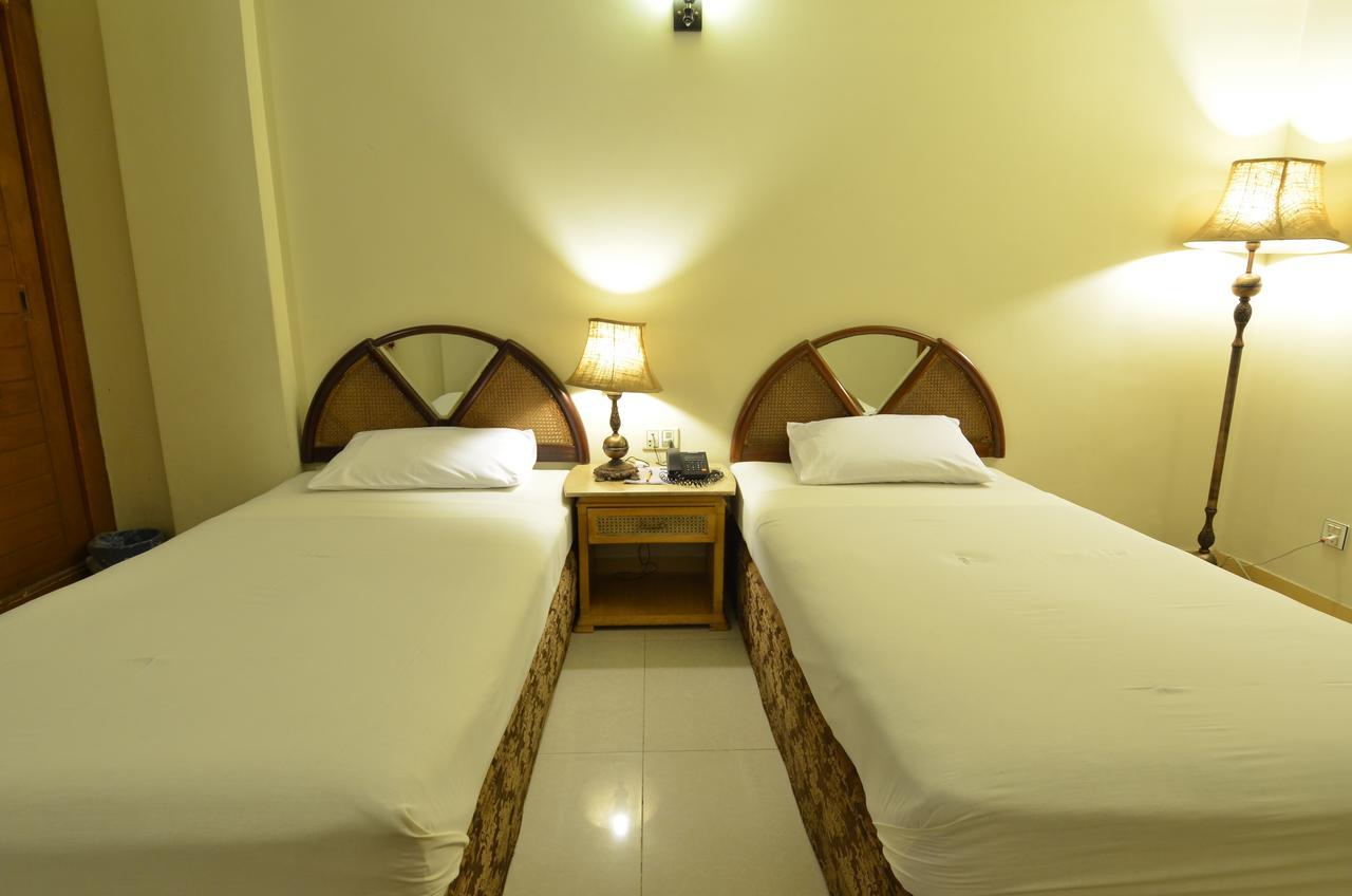 Pak Continental Hotel Bahawalpur Exterior photo
