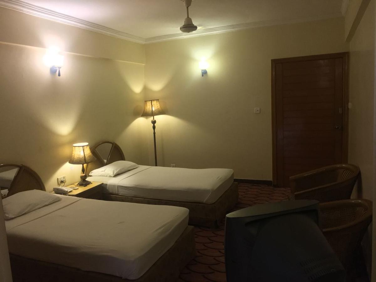 Pak Continental Hotel Bahawalpur Exterior photo